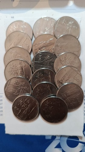 Diciassette monete 100 lire - 100,